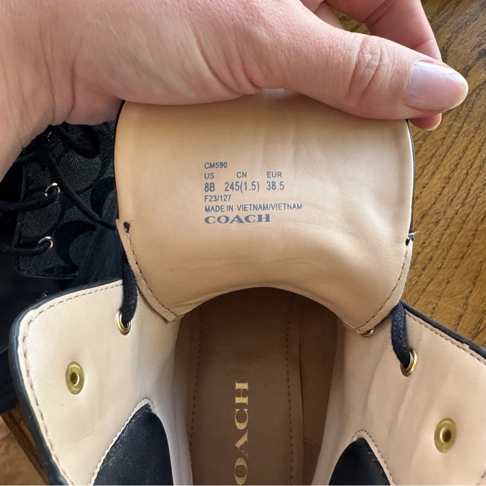 NWOT COACH Royce Bootie in Signiture Canvas Black Size 8 - Picture 5 of 6